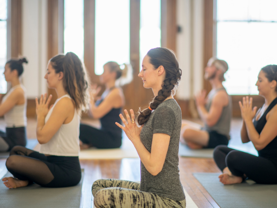 Atelier Yoga  Association 